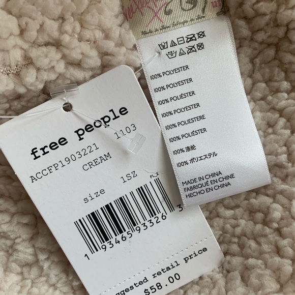 Free People women Cloud Nine Sherpa Scarf - Picture 3 of 4